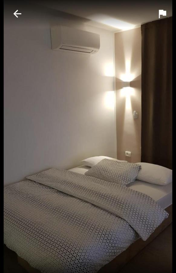Apartment Luce Njivice Bagian luar foto